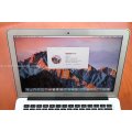 Apple MacBook Air 13.3-inch | Core i5 1.4GHz | 4GB RAM | 128GB SSD FLASH  **  EARLY 2014 ***