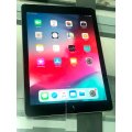 Tablet Apple iPad 5th Gen 2017 | MP262HC/A | CELLULAR + WiFi | 128GB | Space Grey | A1823 | 9.7 inch