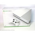 BOXED - Microsoft Xbox One S 1TB Console (WHITE) Model 1681 + 1 Controller