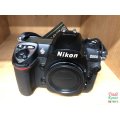 Nikon D200 PROFESSIONAL Digital SLR Camera Body ONLY