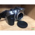 Canon 300D Digital SLR camera (SILVER) BODY [ NO CHARGER ]