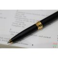 Charriol Celtic pen Soft black lacquered steel body, pink gold plated cap and clip