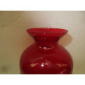 BEAUTIFUL RED GLASS VASE