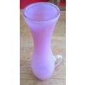 BEAUTIFUL PINK AND CLEAR GLASS HANDLE SPILL VASE