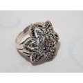 A LARGE BEAUTIFUL STAR SHAPED SILVER MARCASITE RING