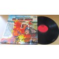 BIG WAR THEMES Geoff Love and his Orchestra VINYL record