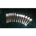 Nice Silverplate teaspoon and cake fork collection with cake lifter