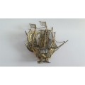 Stunning brass ship with beautiful detail