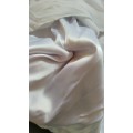 Beautiful Used Wedding dress XL with Veil