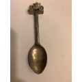 3D Spoon collectors! Spoon with Royal carriage in 3D Marked silver plated, British made
