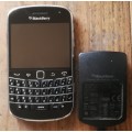 BLACKBERRY BOLD 9900 - @ R1 no reserve - PLEASE READ DISCRIPTION