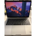 MacBook pro 2017 2 thunderbolt 3 ports