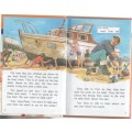 KEY WORDS WITH PETER AND JANE, LADYBIRD BOOKS 6b, WE LIKE TO HELP