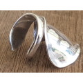 Sterling Silver Spoon ring. Stylish.  Comfort fit . 13.3 grammes heavy. Art Nouveau.