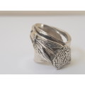 Stunning Dandelion  Spoon Ring.  Solid Silver. Marked.10.9   grammes.