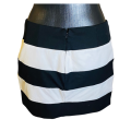 Black/white stripe mini skirt Size: 10/34