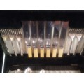 24 PIECE BOXED CUTLERY SET