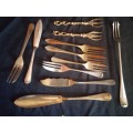 MIX LOT OF VINTAGE SILVER PLATED CUTLERY
