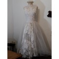 Vintage Wedding dress (a)