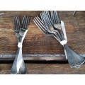 set x4 and x2 Silver plated forks