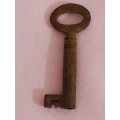 Vintage Key (e)