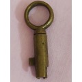 Vintage Brass Key (f)