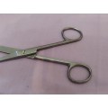 Medical Stainless steel Scissors (b)