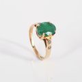 9CT YELLOW GOLD EMERALD RING