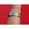 GOLD AND SILVER RING. WEIGHT: 2.53 GRAMS. STAMPED. PLEASE READ DESCRIPTION.