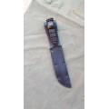 SA SF Recce issued Ka-Bar fighting knife - with leather sheath in almost un-used condition