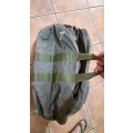 scarce & handy used (damaged main zips) SA SF/ Para type kit-bag in patt 80 type olive green canvas