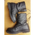 used original BATES brand USGI issue size 12 UK Goretex lined full leather combat boots VIBRAM sole
