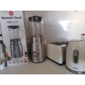 LIQUIDATION STOCK**LOT OF BENNETT READ BLENDER,HADEN KETTLE AND TOASTER**AS IS***