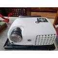 *BOXING DAY DEALS*R30 FREIGHT*HP MP2220 DIGITAL PROJECTOR/REMOTE/CARRY BAG*EXCELENT QUALITY*WORKING*