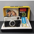 Vintage Kodak Instamatic 33 Colour Outfit Camera in Original Box