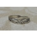 R1 AUCTION!!! LADIES 925 STERLING SILVER RING @ LOW START R1 AUCTION