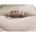 Ladies 9ct gold cluster ring