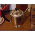 VINTAGE TEAPOT BY VINERS OF SHEFFIELD ENGLAND