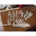 14 PIECE VINTAGE FISH KNIVES FORKS AND SERVERS