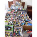 A COLLECTION OF 1,000`S OF REAL LEGO PIECES...92 LEGO MEN.....AND PART BUILT PIECES...14.2 KG