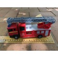 4 fantastic fire engines for layout or display