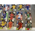 Large collection of soccer cards - for the lot