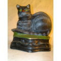 A collectible Vintage "CAT" motif Cast Iron Door stop.Ideal for display. Sold as used second hand.