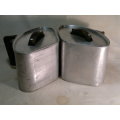 Oldies but still strong 2 X Triangular Hart 1/3 Cooking Pots.Ideal for the older Kitchen to display.