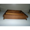 A 1950`s Vintage 3 rows wooden Thread Tolljies Fold up holder. Size folded: 230mm x 225mm.