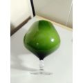 A Stunning Vintage Olive Green Brandy Murano style 210mm Tall Vase ideal to display.