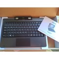 Mercer MW10Q17 notebook with hard keyboard