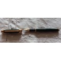 Vintage Unused PIERRE CARDIN Green and Gold Tone Fountain Pen