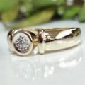 9kt Gold & Diamond Ring #1147