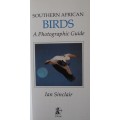 Southern African Birds-  A Photographic Guide: Ian Sinclair